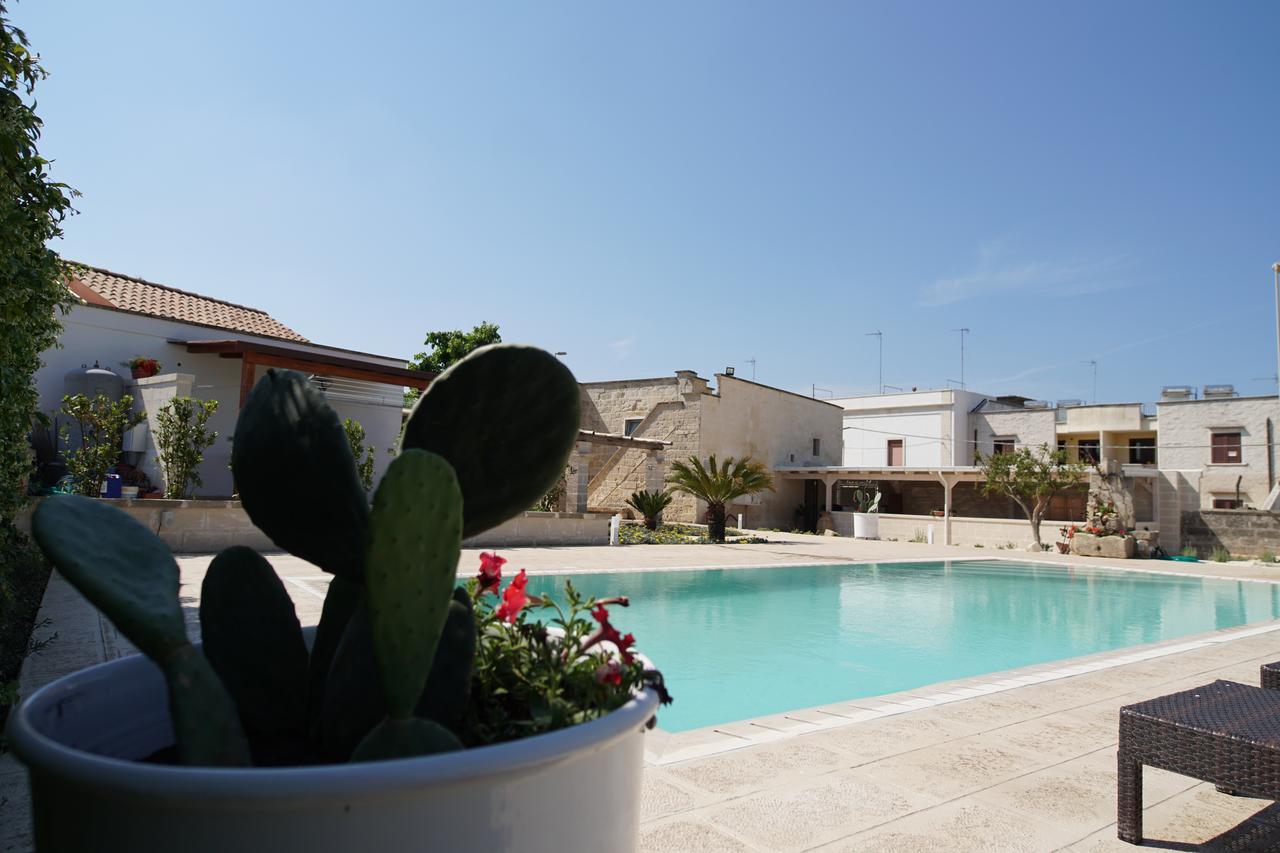 Il Giardino Del Tiglio Bed & Breakfast Uggiano La Chiesa Ngoại thất bức ảnh